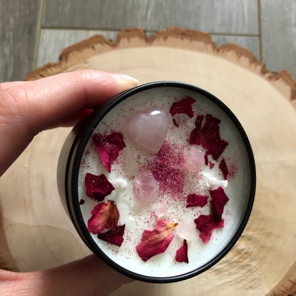 *Heart Magic* - Soy Wax Candle - Picture 2 of 6